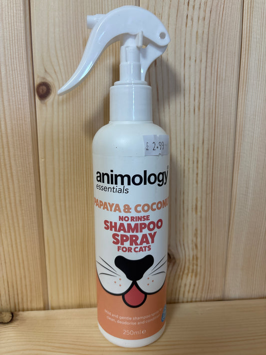 Animology Papaya & Coconut no rinse shampoo spray for cats 250ml